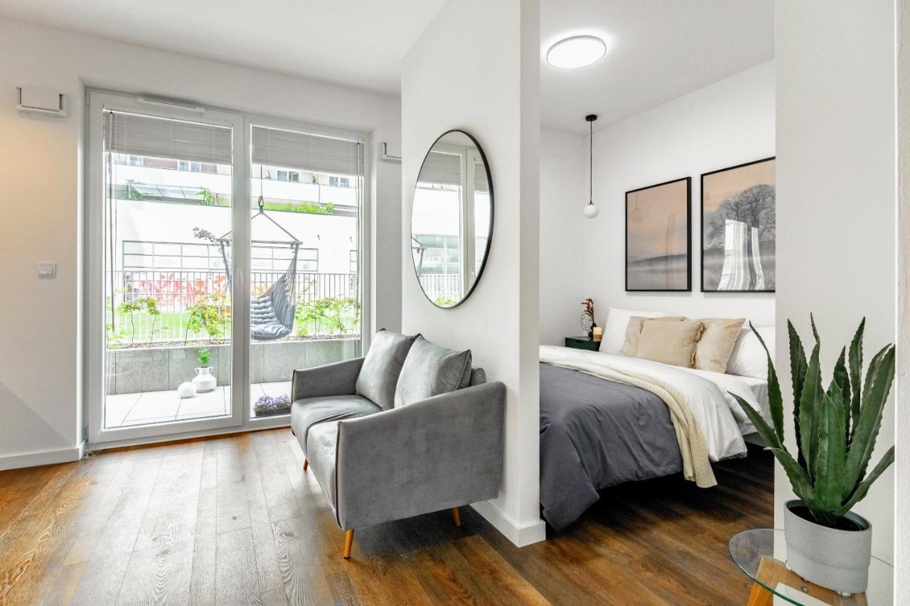 Mieszkanie Z Mini Ogrodkiem Hamak Brazylijski Warsaw Ngoại thất bức ảnh